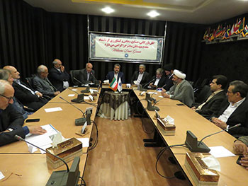 نشست مشترک هیات مدیره و جمعی از وکلای کانون وکلای دادگستری استان کرمانشاه با مجمع نمایندگان استان کرمانشاه در خصوص طرح جامع پذیرش و آموزش