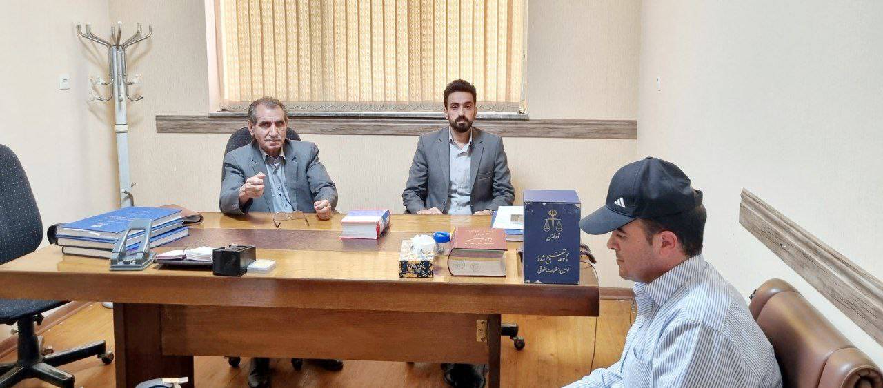 حضور اعضای کمیسیون معاضدت کانون وکلای دادگستری استان کرمانشاه   در تاریخ ۲۳/ ۵ / ۱۴۰۲